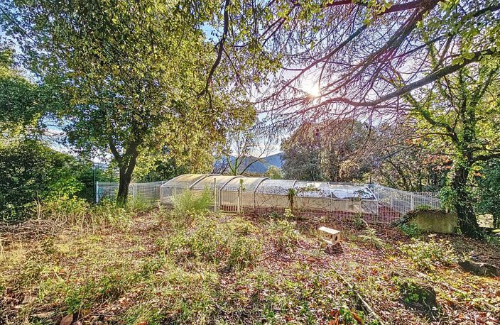 Superbe ensemble immobilier à rénover avec hangar — photo 5