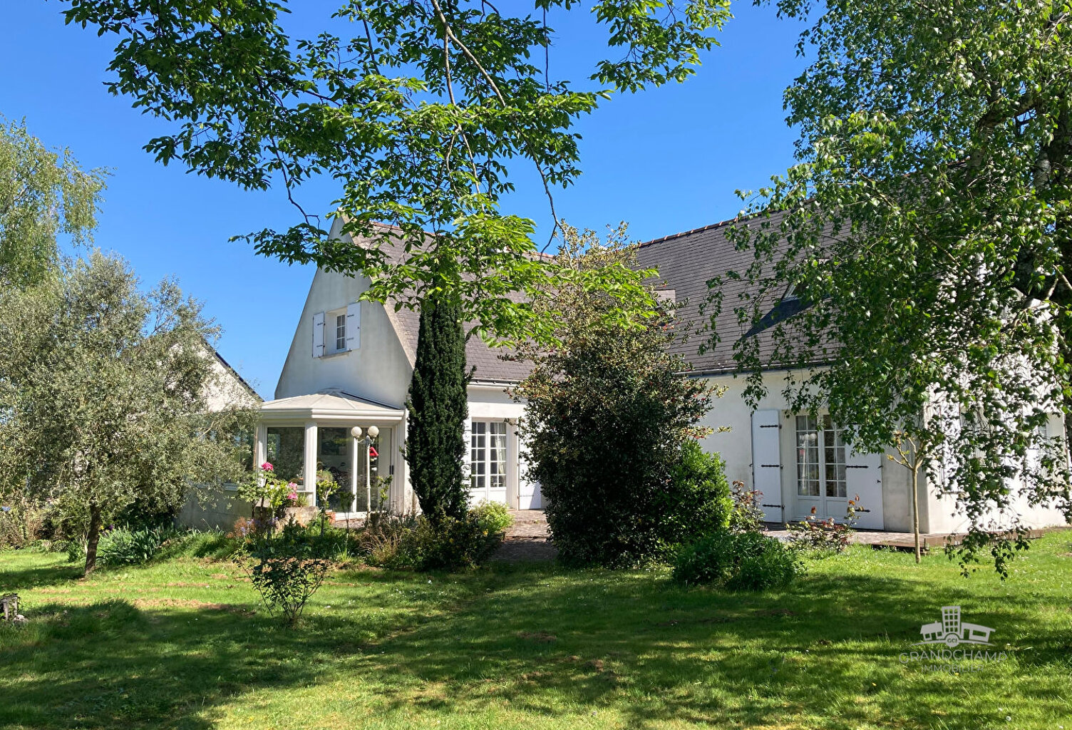 Maison Grandchamp Des Fontaines 7 pièce(s) 174 m2  sur un terrain de 1 538 m² — photo 1