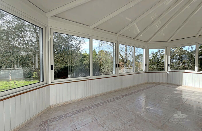 Maison Grandchamp Des Fontaines 7 pièce(s) 174 m2  sur un terrain de 1 538 m² — photo 3