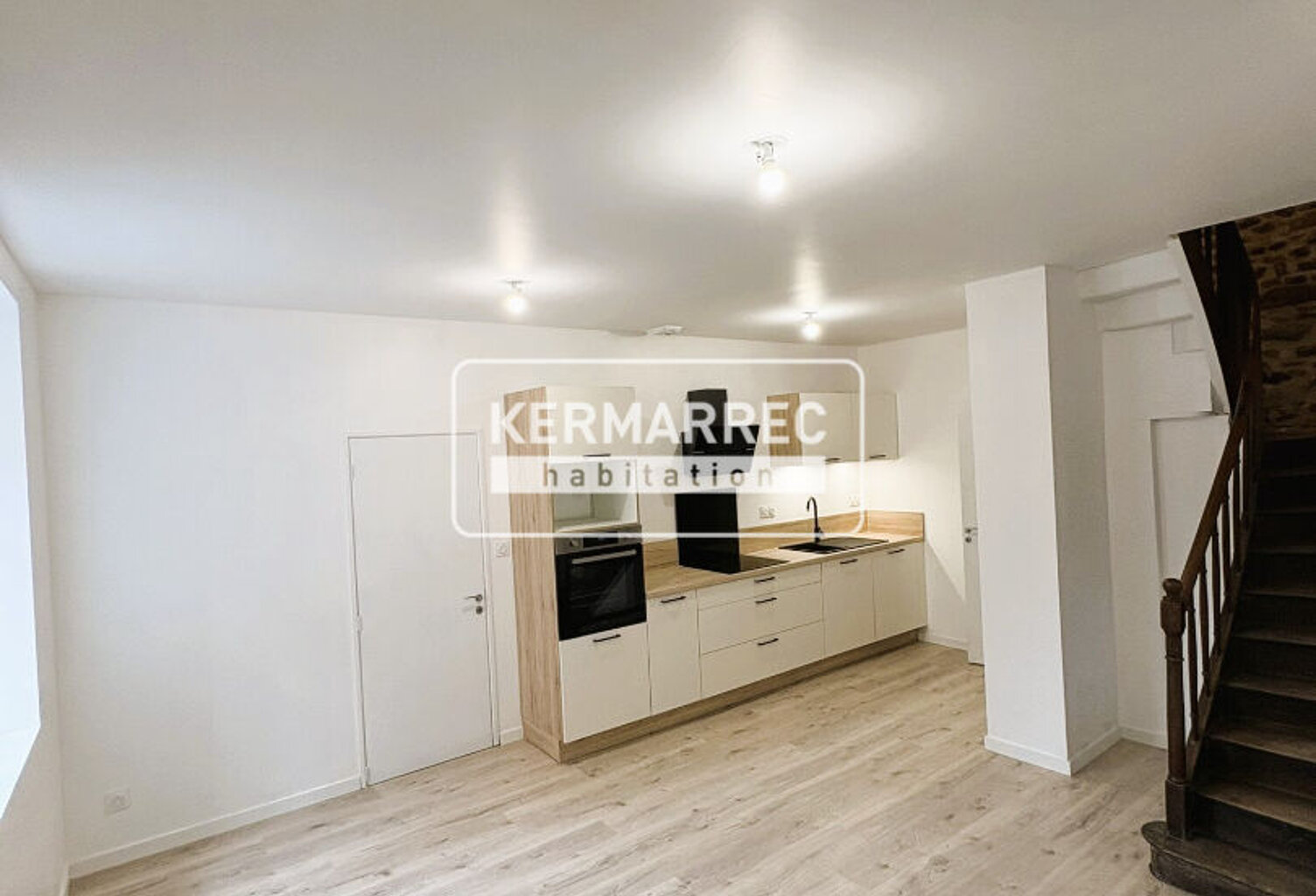 A VENDRE Maison Gennes Sur Seiche 4 pièce(s) 93 m2 - 178 400  HAI — photo 1
