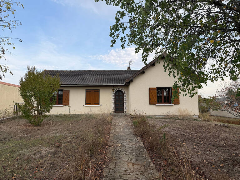 PLAIN-PIED SUR SOUS-SOL - ENVIRONNEMENT CALME — photo 1