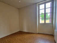 Immeuble avec 3 appartements Clisson centre — photo 3