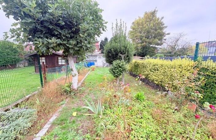 À vendre  Maison semi-individuelle avec 3 chambres et jardin garage en location — photo 4