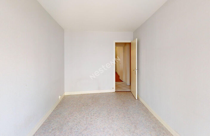 APPARTEMENT 3 PIECES  - 73 m²  - REIMS COMEDIE - PROCHE CENTRE VILLE — photo 3