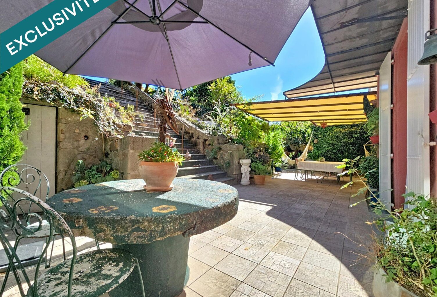 Une superbe maison de maître de 228 m² avec jardin, terrasse et fort potentiel au cœur de Graissessac. — photo 1