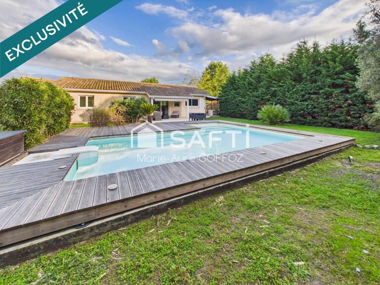 Villa de plain-pied avec piscine et climatisation — photo 1