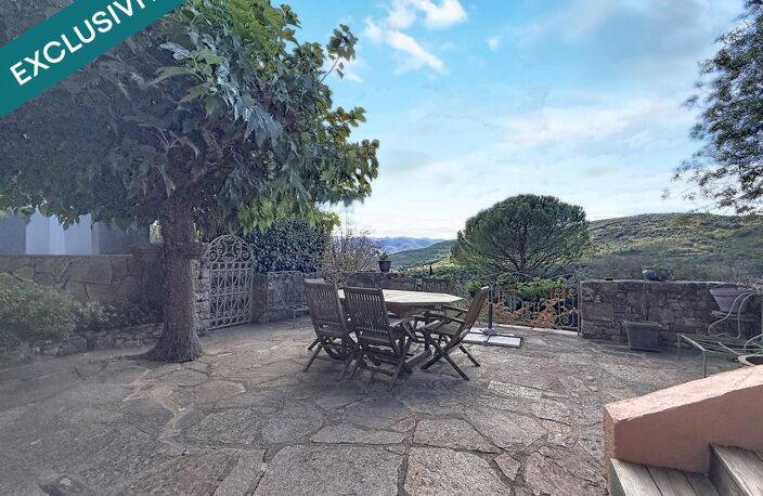 Villa de 97m2 avec vue dégagé, comportant piscine, spa et grand salon avec poêle à bois — photo 2