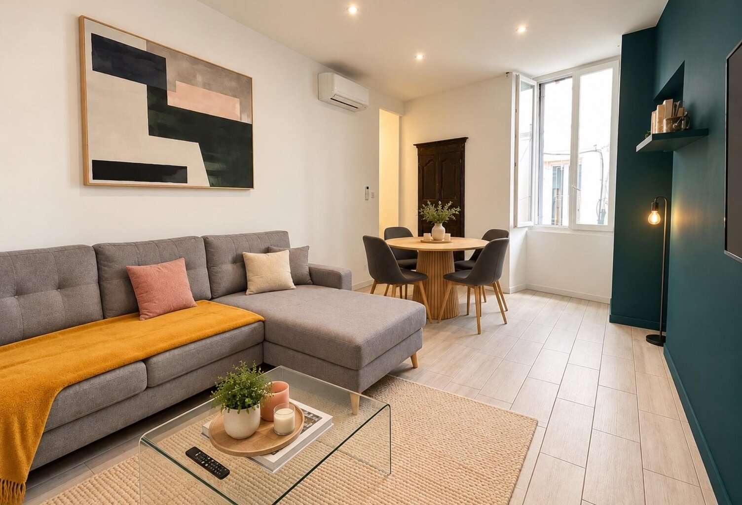 VIEUX-BASTIA  APPARTEMENT T3/T4 EN DUPLEX DE 70 m² ENTIÈREMENT RÉNOVÉ — photo 1