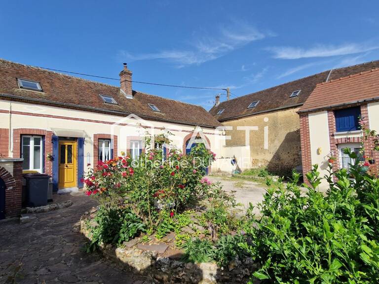 JOLIE LONGERE PROCHE VILLENEUVE SUR YONNE — photo 1