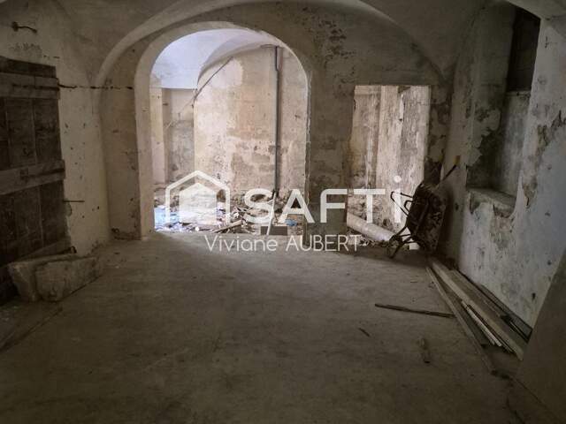 PLATEAU BRUT DE 146 m2 - 75 000e — photo du bien