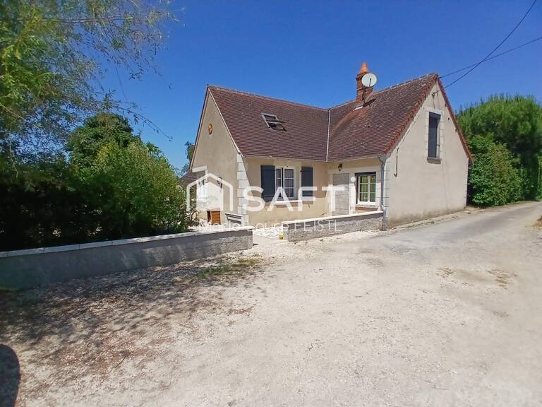 Propriété d'exception  et sa piscine — photo 1