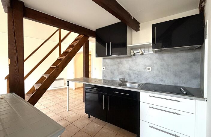 Immeuble vide composé de 4 appartements rénovés — photo 4