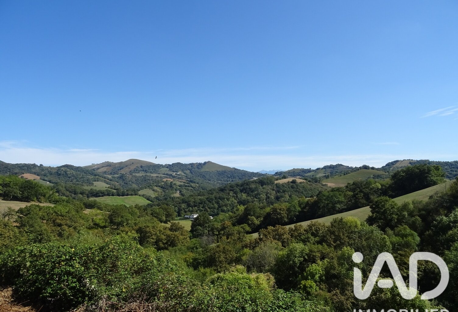 Vente Terrain à bâtir 1 000 m&sup2; — photo 1