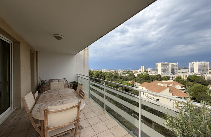 APPARTEMENT TYPE 4 RESIDENCE STANDING 13009 — photo 3