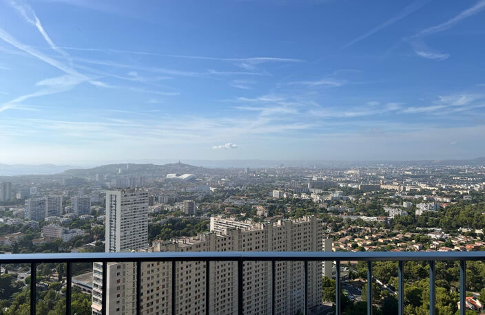 APPARTEMENT TYPE 2 : SUPER ROUVIERE ETAGE ELEVE — photo 4