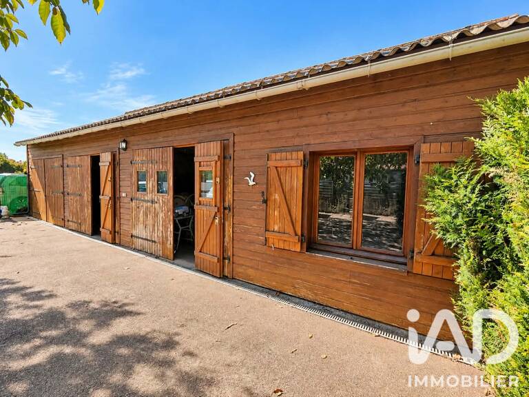 Vente Maison de campagne 10 pièces — photo 1