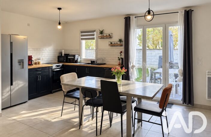 Vente Maison/villa 5 pièces — photo 2
