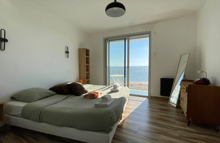APPARTEMENT VUE MER — photo 5