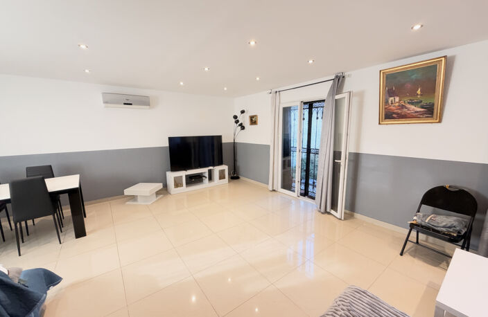 Maison 6 chambres, jardin, garage et annexe, Marseille 3e — photo 2