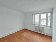 ST ETIENNE DE FONTBELLON - APPARTEMENT 3 PIECES 80m2 + TERRASSE — photo 3
