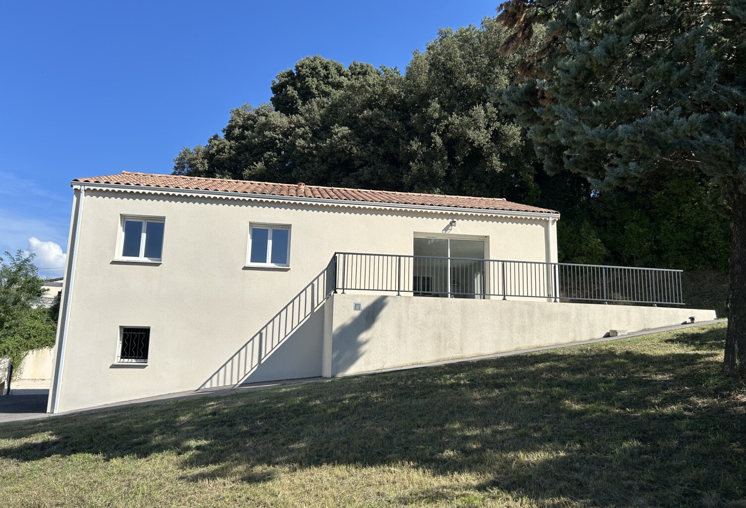 Villa Neuve Montélimar Nord 105 m2 — photo 1