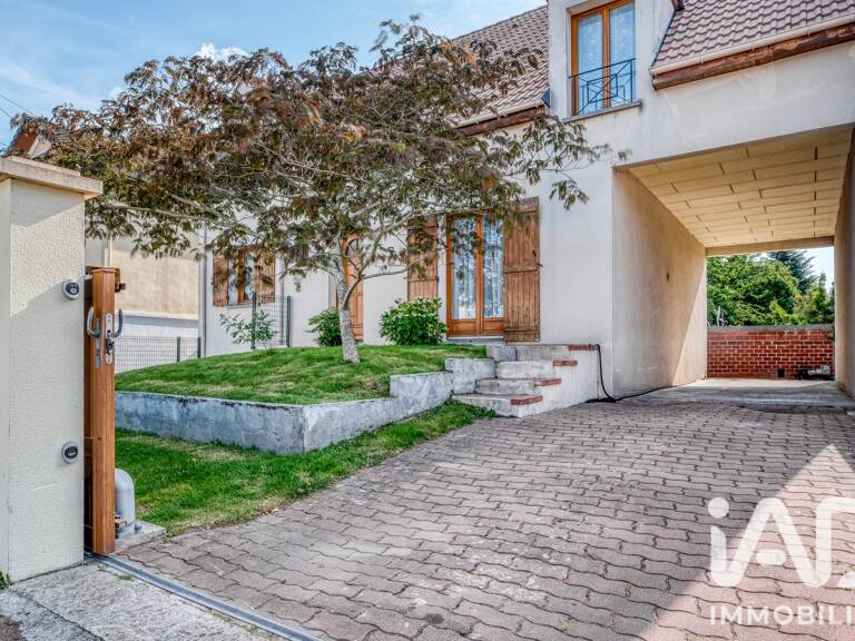 Vente Maison/villa 7 pièces — photo 1
