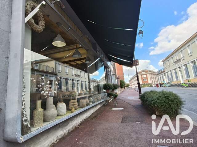 Vente Local commercial 80 m&sup2; — photo du bien