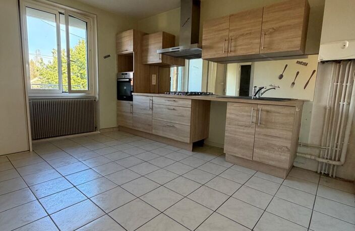 Vente Maison de village 5 pièces — photo 4