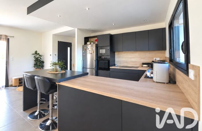 Vente Maison/villa 5 pièces — photo 2
