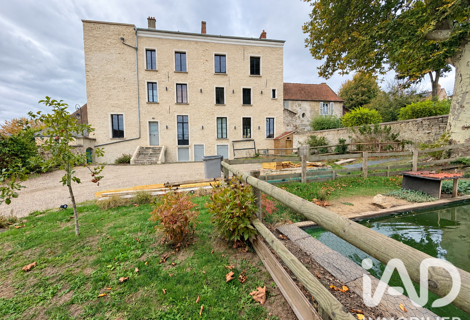 Vente Immeuble 350 m&sup2; — photo 1