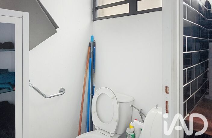 Vente Boutique/Local commercial 71 m&sup2; — photo 2