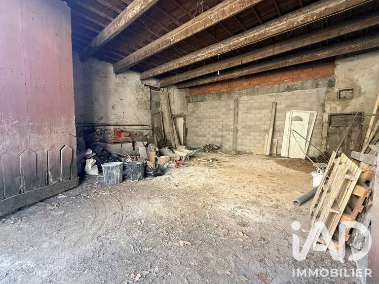 Vente Garage 100 m&sup2; — photo 1