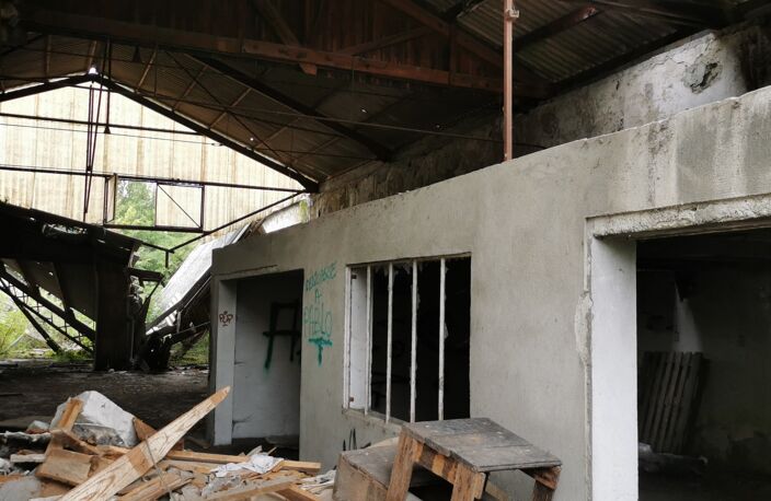 Vente Immeuble 2 100 m&sup2; — photo 3