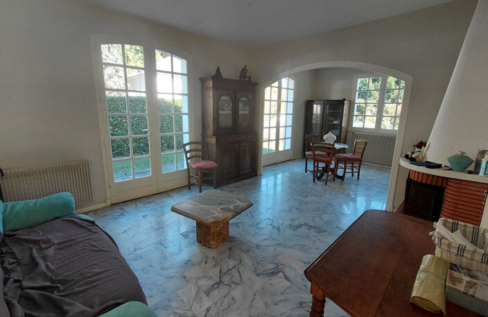 Maison de plain-pied avec terrain — photo 2