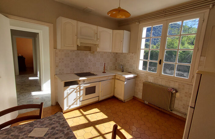 Maison de plain-pied avec terrain — photo 3