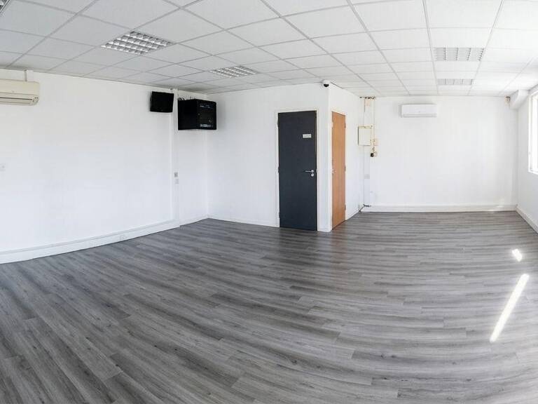 Location Bureaux 75 m&sup2; — photo 1