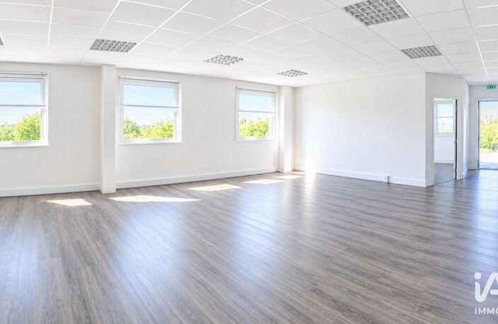 Location Bureaux 75 m&sup2; — photo 2