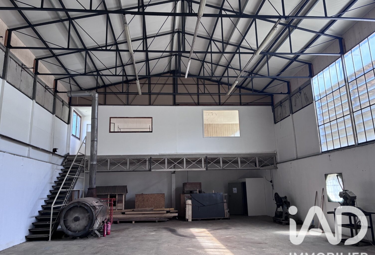 Vente Boutique/Local commercial 170 m&sup2; — photo 1