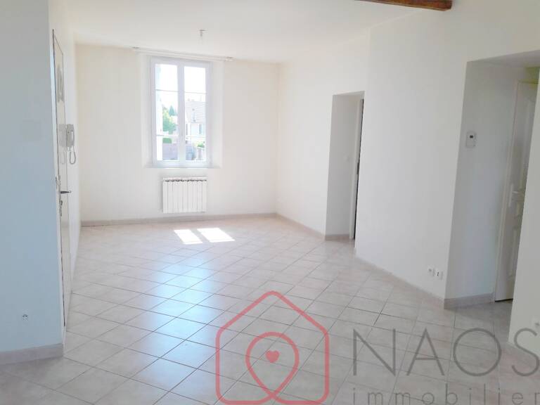 Appartement F3 rénové lumineux 65 m² — photo 1