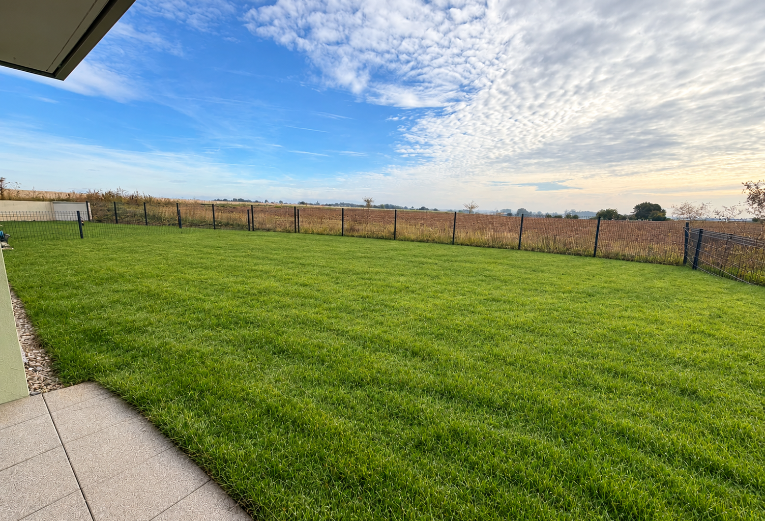 GROSSE BAISSE DE PRIX ! T4 en rez de jardin vue champs 366 030 € NEUF ! — photo 1
