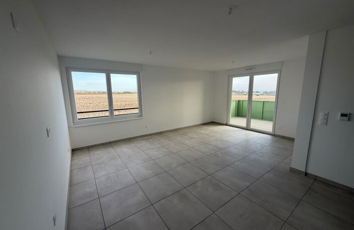 BAISSE DE PRIX !APPARTEMENT 3 PIECES VUE CHAMPS NON CONSTRUCTIBLES ! ULTRA RARE ! — photo 2