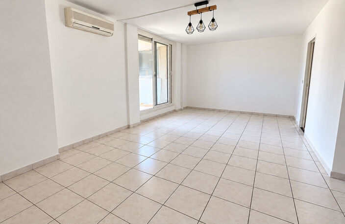 Appartement Type 5 104 m2 - Rez de chaussée - Environnement — photo 2