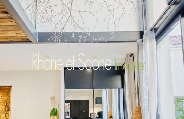 Vente maison 4 pièces 131 m² Fareins (01480) — photo 4