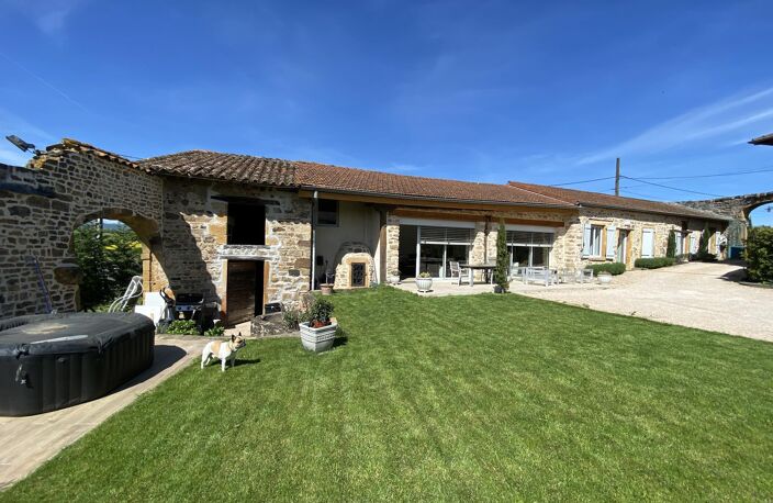 Vente maison 5 pièces 140 m² Châtillon (69380) — photo 2
