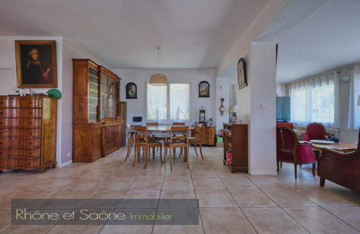 Vente maison 7 pièces 230 m² Neuville-sur-Saône (69250) — photo 3