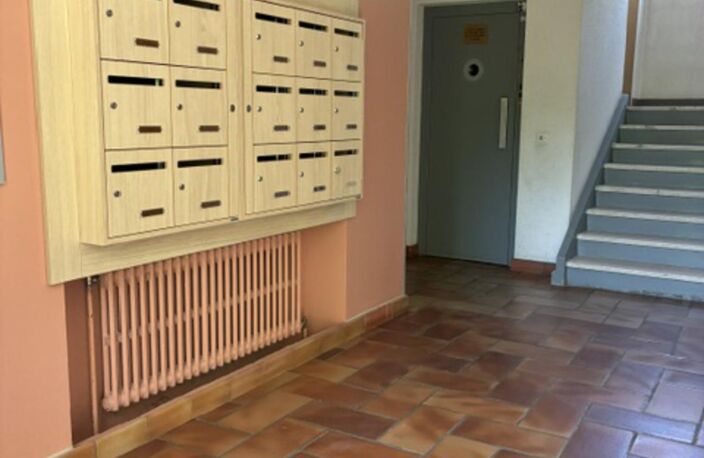 Vente appartement 4 pièces 73 m² La Mulatière (69350) — photo 2