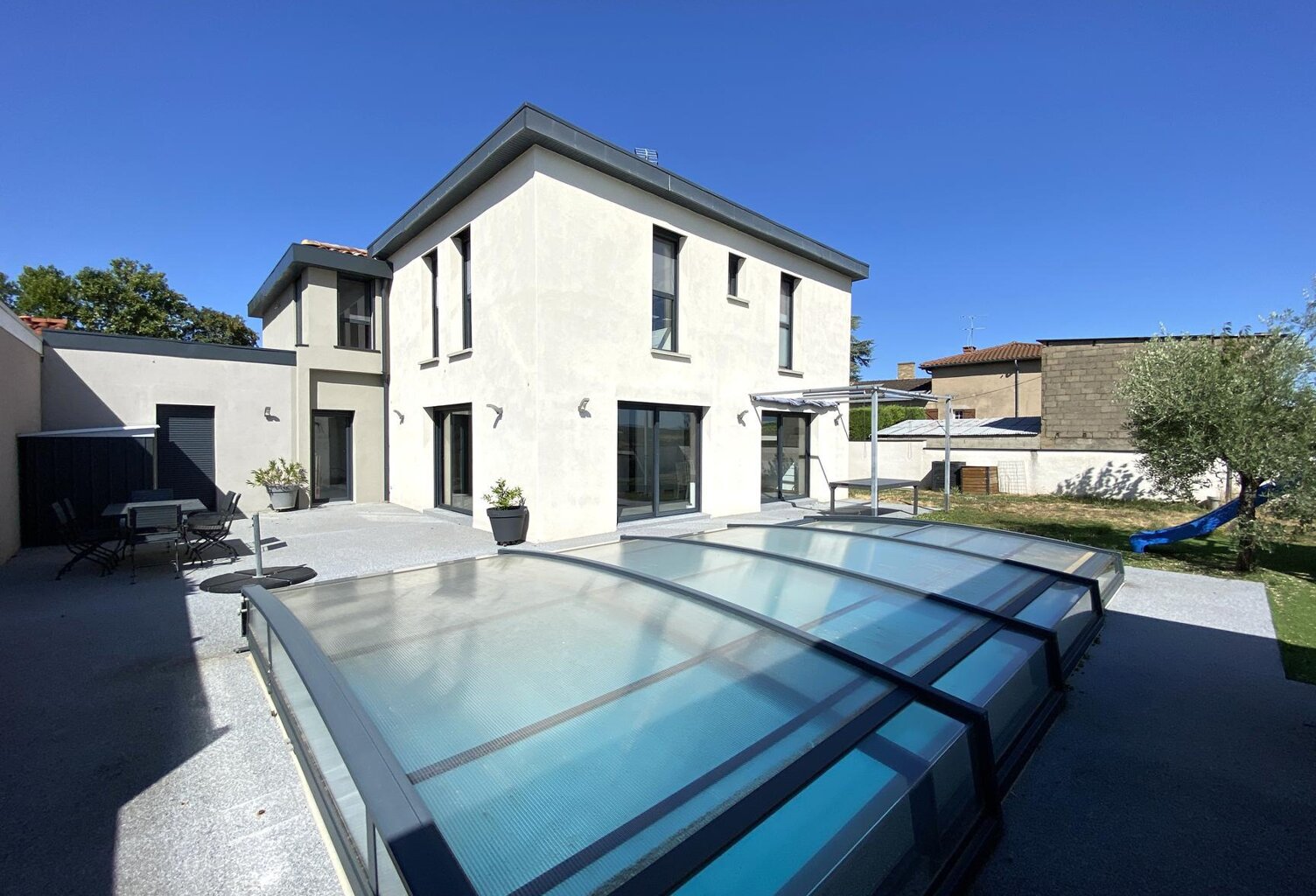 Maison contemporaine — photo 1