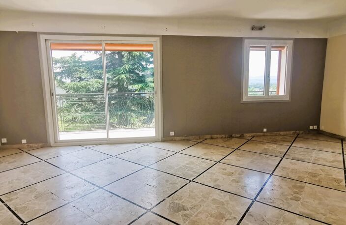 Vente maison 7 pièces 141 m² Genay (69730) — photo 5