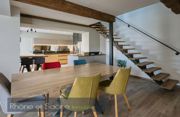 Vente maison 7 pièces 205 m² Villefranche-sur-Saône (69400) — photo 5