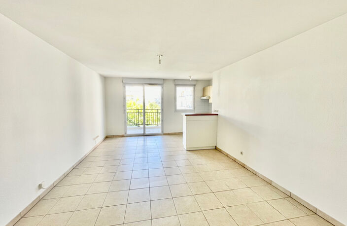 T2 - BORDEAUX CHARTRONS - PARKING BALCON — photo 3